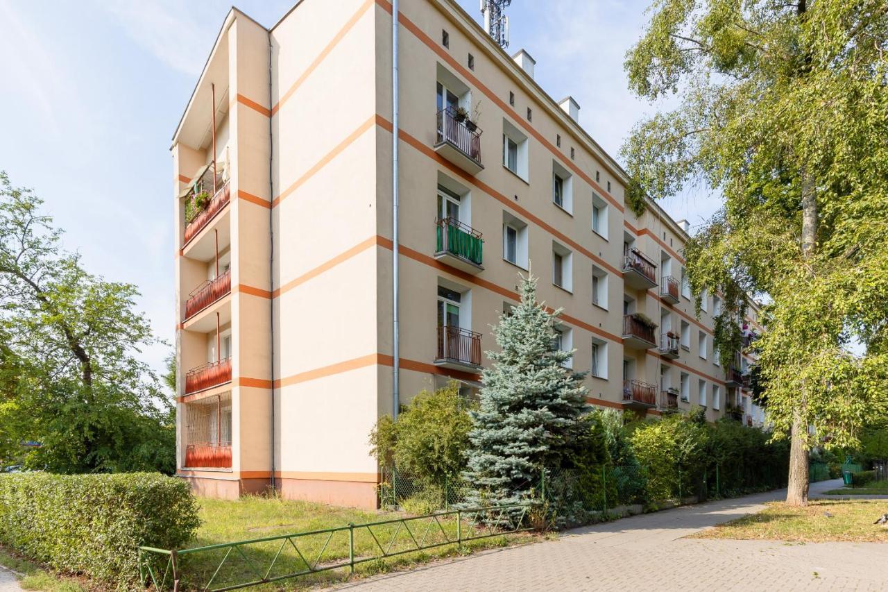 Roomy Apartment Oczapowskiego In Bielany By Noclegi Renters Varsovia Exterior foto